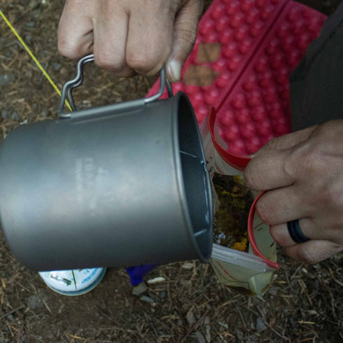 CNOC Outdoor 650ml Buc Food Bag (New Logo)